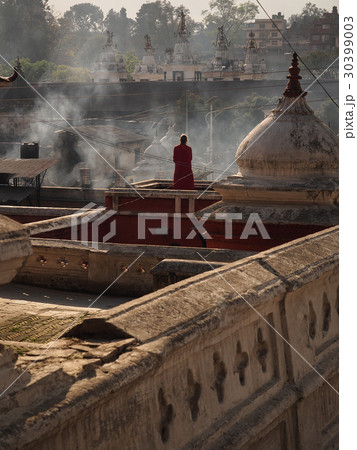 カトマンズ・パシュパティナート寺院  Pashupatinath temple, Kathmandu 30399003