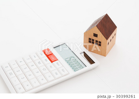 家と電卓 家と電卓 30399261