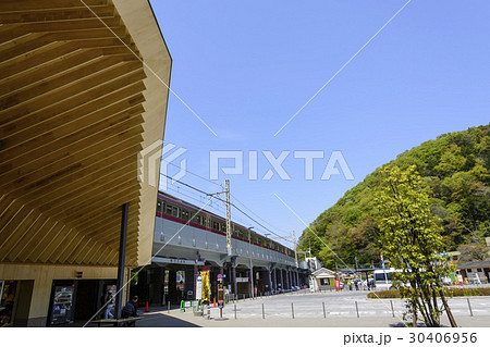 高尾山口駅前 30406956