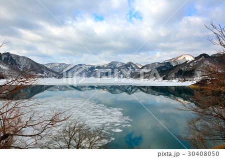 宝仙湖の雪どけ 30408050