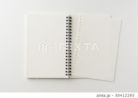 Top view of blank notebook on white background 30412265