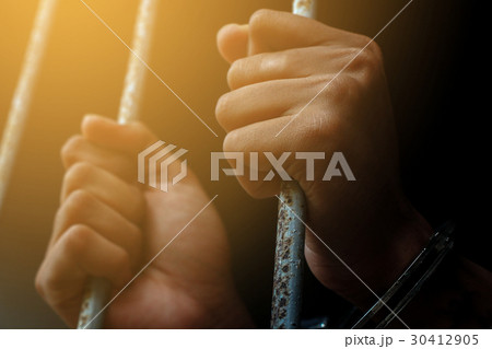 Prisoner hands 30412905