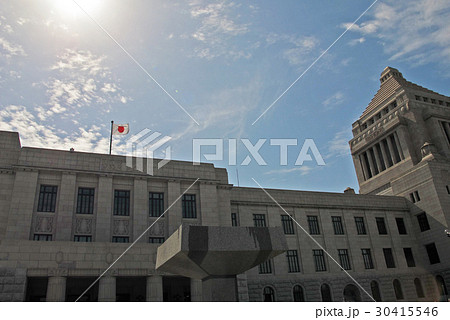 国会議事堂の衆議院の国旗 30415546