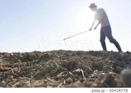 耕す 耕す 30426778