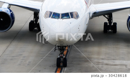 ジェット旅客機 30428618