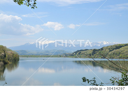 釜房湖から蔵王 30434297