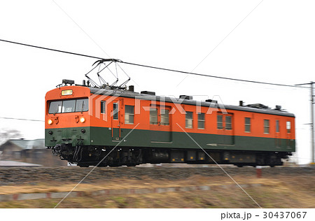 クモヤ143-52霜取り電車 クモヤ143-52霜取り電車 30437067