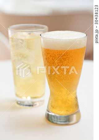 おいしい生ビールとハイボール おいしい生ビールとハイボール 30438123