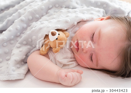 Little baby boy sleeping Little baby boy sleeping 30443423