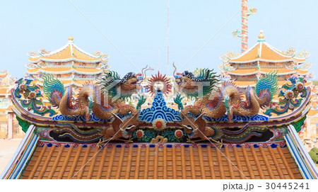 Beautiful dragon sculpture 30445241