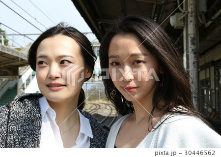 女性 旅行 女性 旅行 30446562