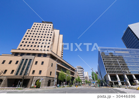 名古屋市千種区都市風景　錦通り　新千種橋西交差点　千種ビル　ホテルメルパルク名古屋 30446896
