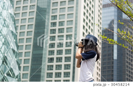 asian girl take photo in city asian girl take photo in city 30458214