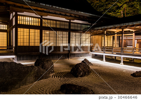 和歌山　高野山　金剛峰寺　蟠龍庭のライトアップ　夜間拝観 30466646