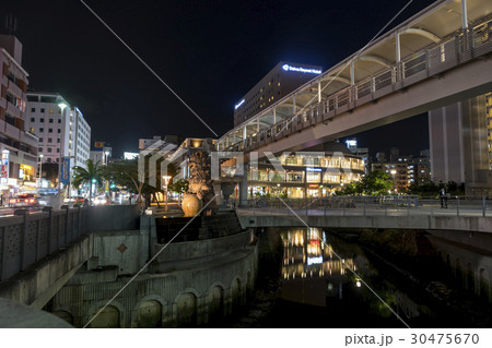 夜の国際通り 夜の国際通り 30475670