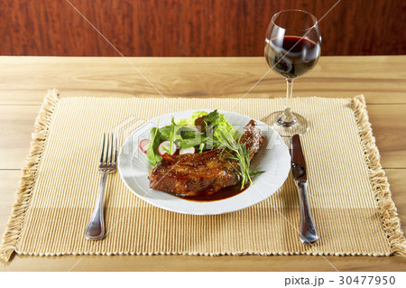 スペアリブロースト（豚肉） 30477950