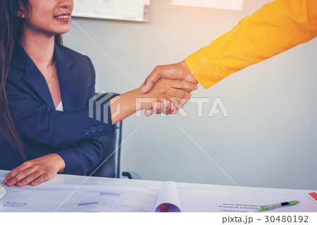 engineer discussing Construction project 30480192