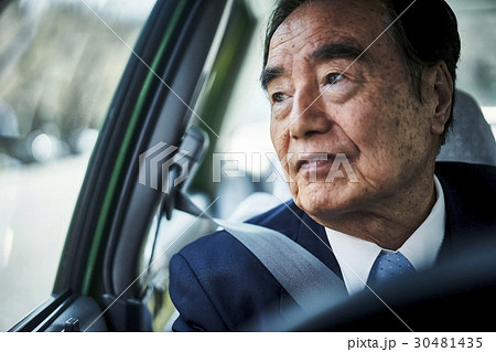 タクシードライバー　シニア　男性 30481435