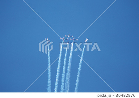 飛行機 航空ショー 空 30482976