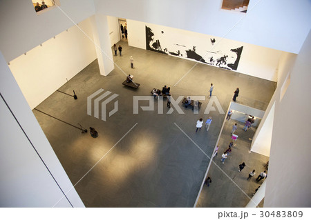 ギャラリー 観覧客 マンハッタン 30483809