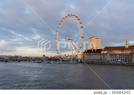 観覧車 ロンドン ロンドンアイ 30484202