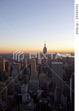ニューヨーク マンハッタン ビル 30484262