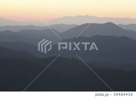 山 霧 風景 30484418