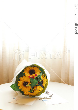 向日葵の花束 30486530