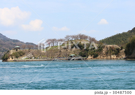 船舶から見た能島 30487500