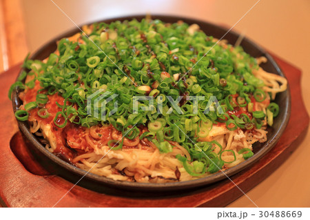 おいしい広島のお好み焼き 30488669