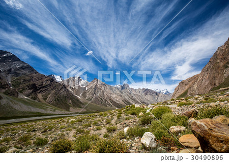 Mountain view 30490896