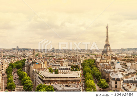 Champs elysees Avenue view, Paris, France Champs elysees Avenue view, Paris, France 30492484