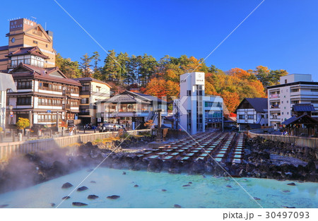 草津温泉湯畑紅葉 30497093