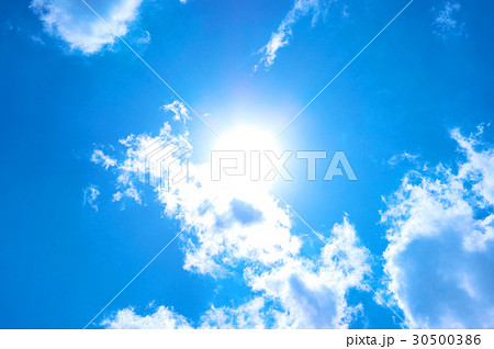太陽と雲（4月）  30500386