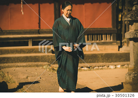 woman during pregnancy or shortly after childbirth 30501326