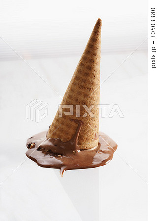 chocolate ice cream 30503380