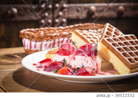 dessert 30511532
