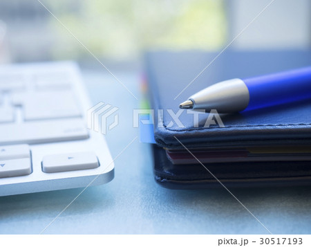 ビジネスイメージ・手帳・キーボード ビジネスイメージ・手帳・キーボード 30517193