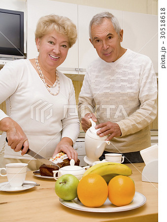 Elderly couple have a breakfast 30518618