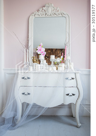 Shabby chic home design. Beautiful decoration 30519577