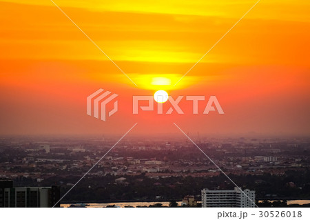 Sunrise sunset in the city with sky 30526018
