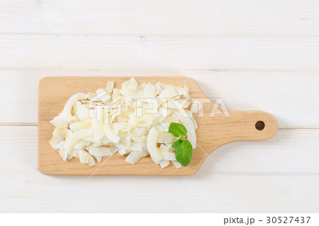 pile of coconut chips 30527437