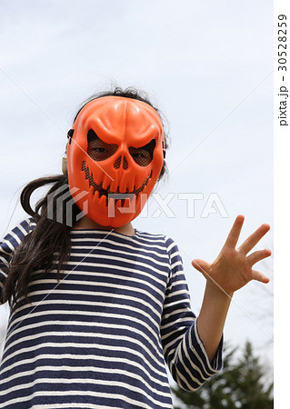 女の子　ハロウィン 30528259
