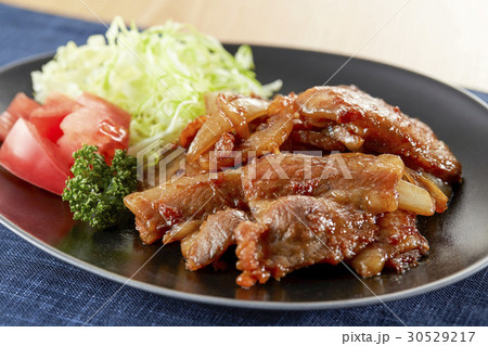 豚のしょうが焼き 豚のしょうが焼き 30529217