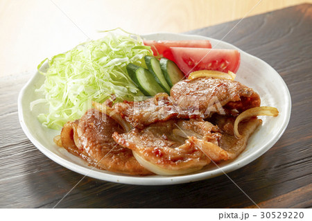 豚のしょうが焼き 30529220