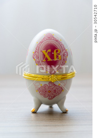 Casket in form of an Easter egg, Russia 30542710