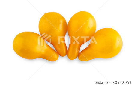 Ripe fresh yellow pear tomato isolated on white 30542953