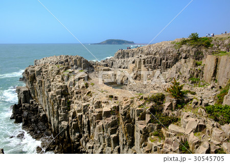 東尋坊　屏風岩 30545705