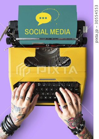 Social Media Global Communciations Networking Speech Bubble 30554553