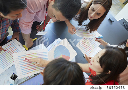 a team is working with diagram 30560458